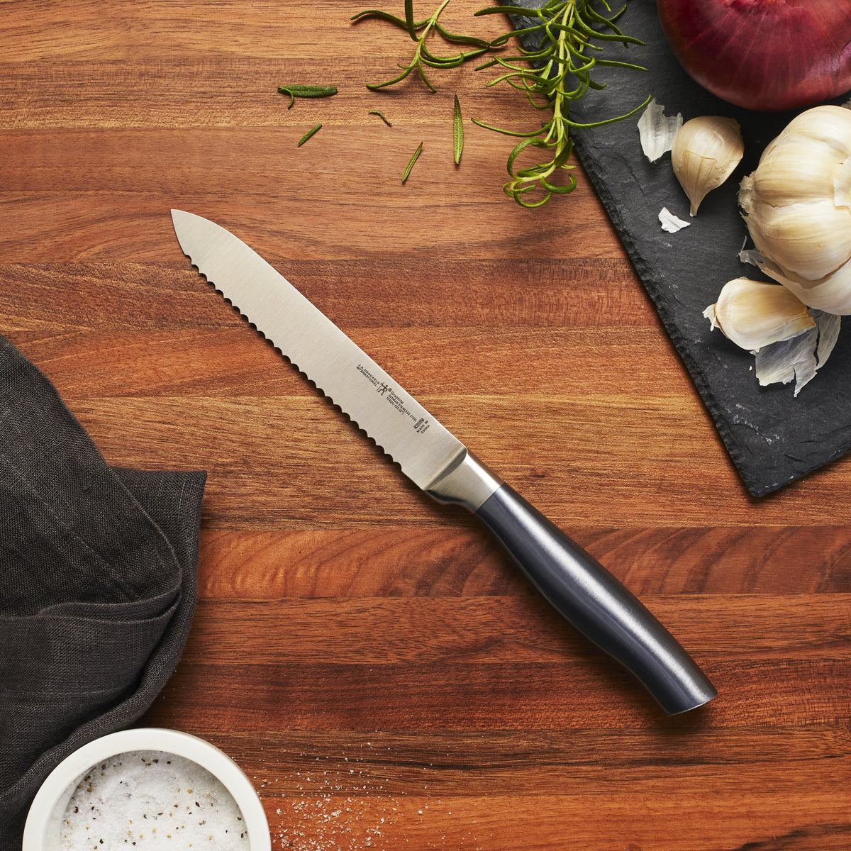 5-inch Serrated Utility Knife S6663