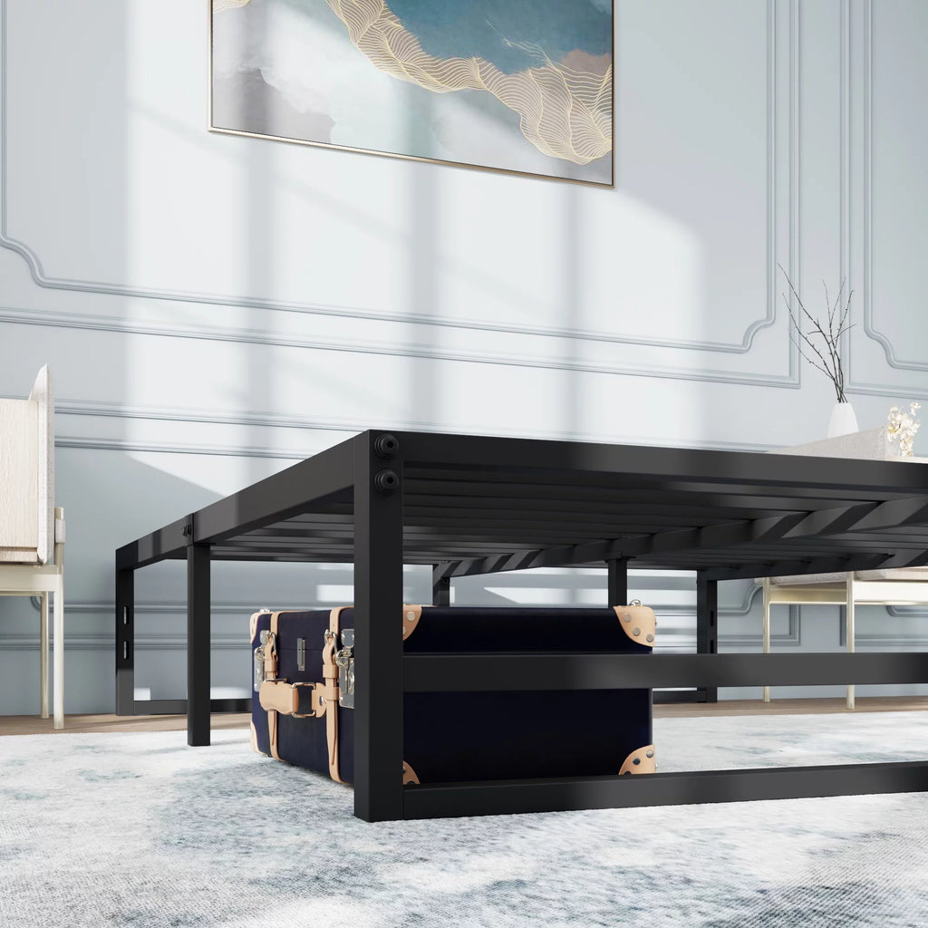 Queen Size Black Metal Bed Frame T71447
