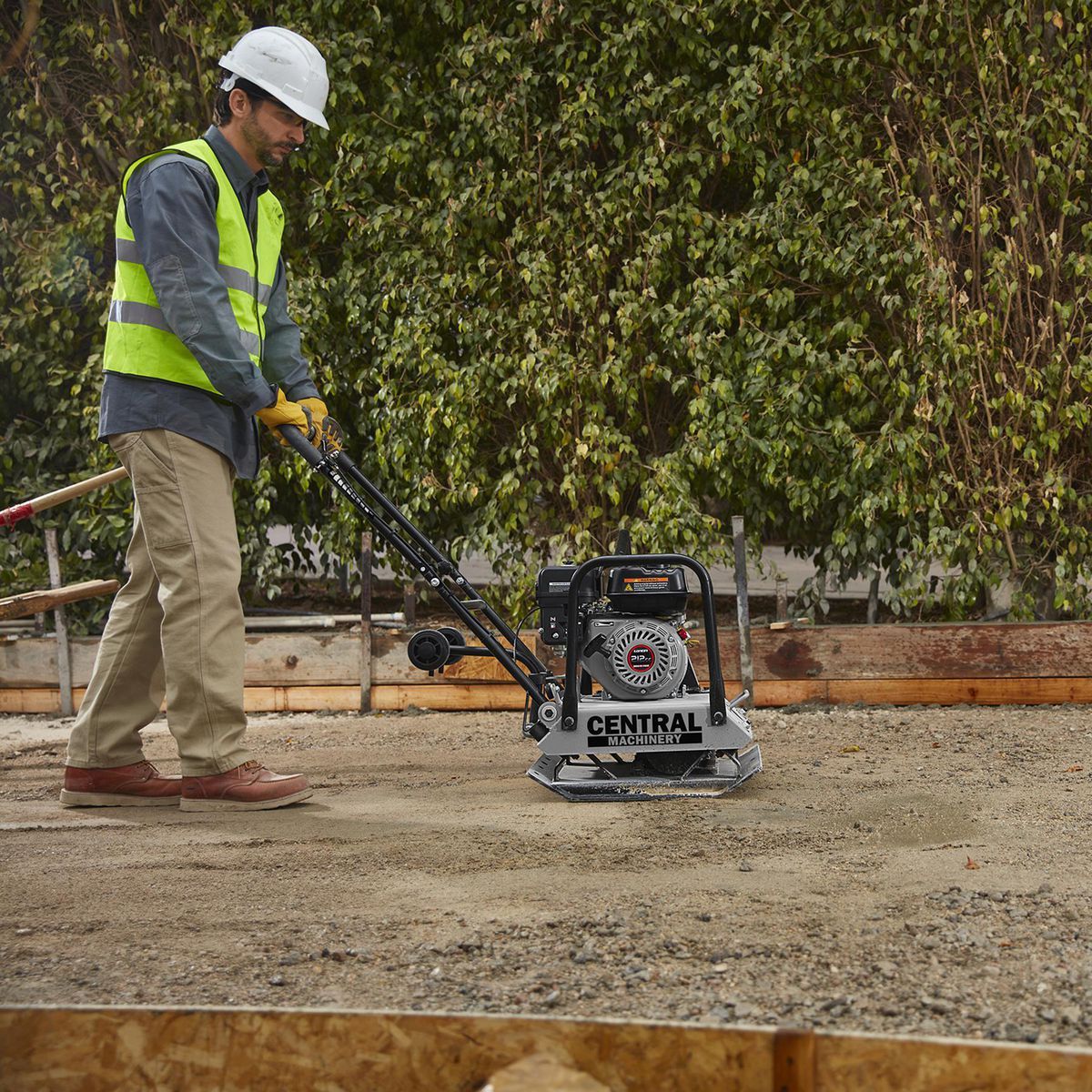 7 HP Plate Compactor with Wheel Kit T3055