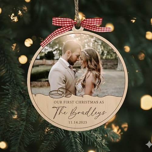 Wooden Christmas Ornament D1650