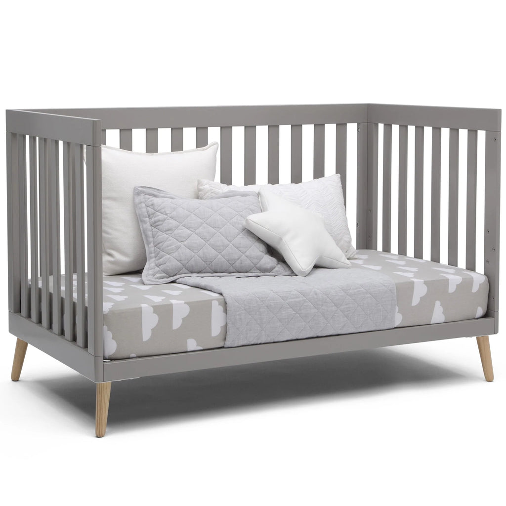 4-in-1 Convertible Baby Crib R126650