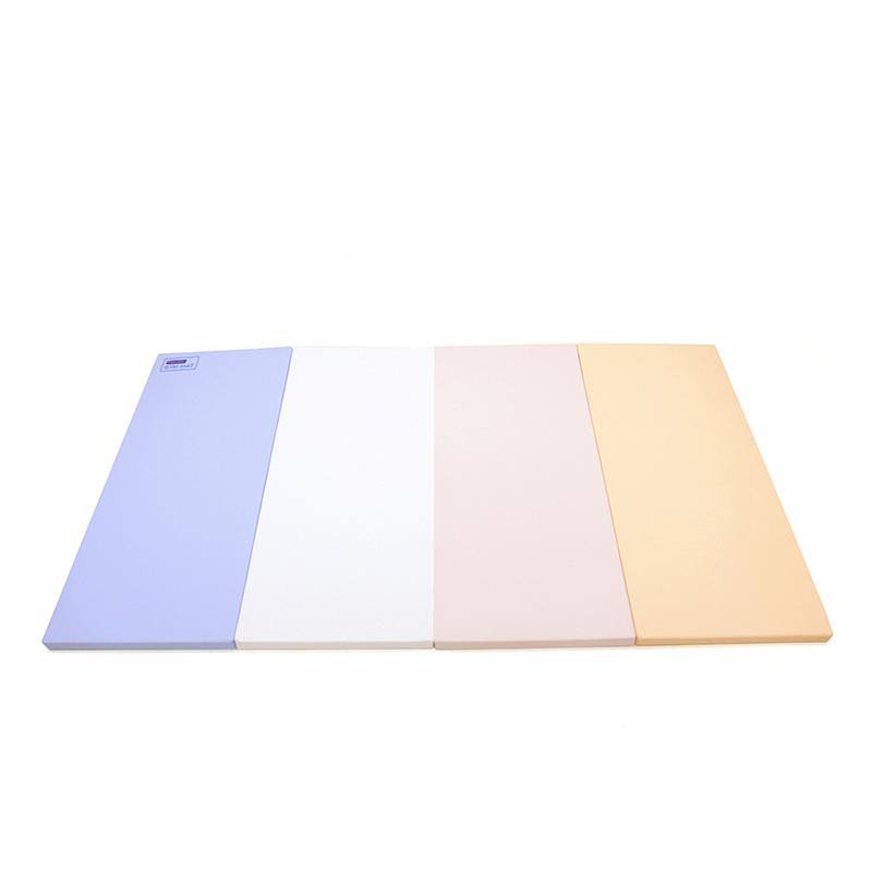 Medium Gym Mat in Pastel Blue Y941