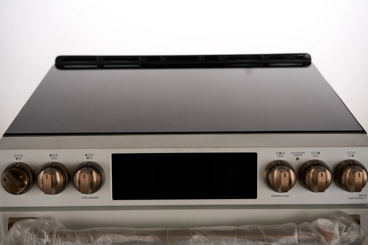 30 In. Slide-In Induction Convection Double Oven Range R9590