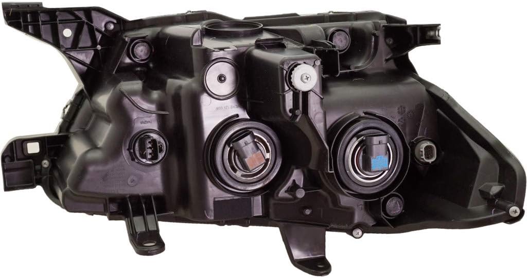 Toyota Tacoma Headlight 2018 Pair Driver and Passenger Side Halogen Type Q462847