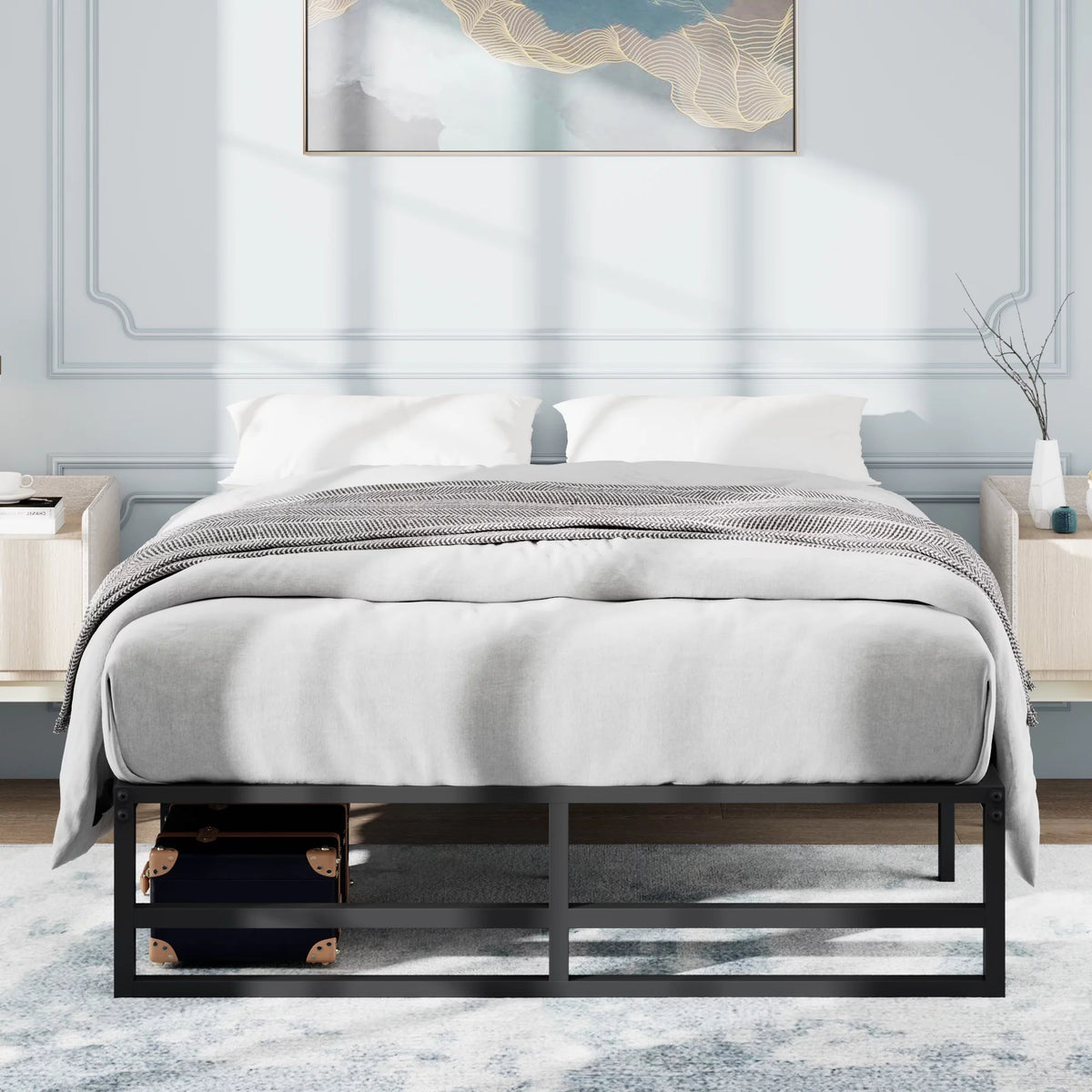 Queen Size Black Metal Bed Frame T71447