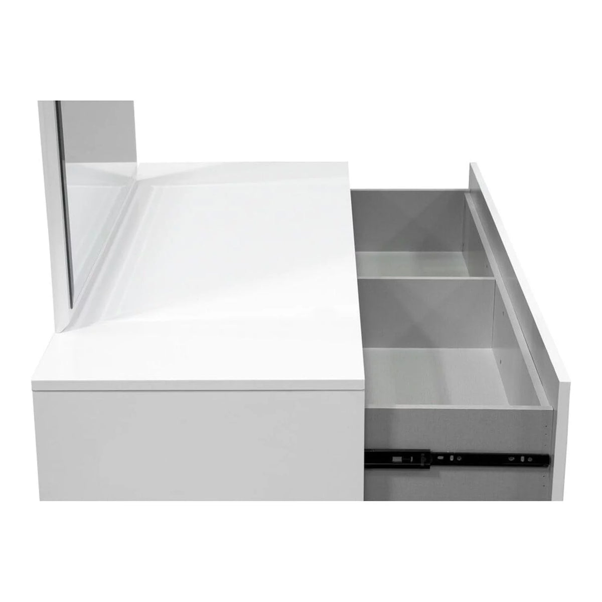 White 2-Piece Poplar Wood Dresser and Mirror Set G917414