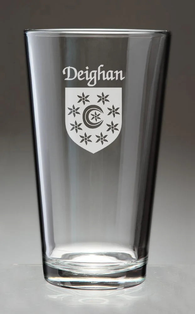 Pint Glasses Set of 4 B997322