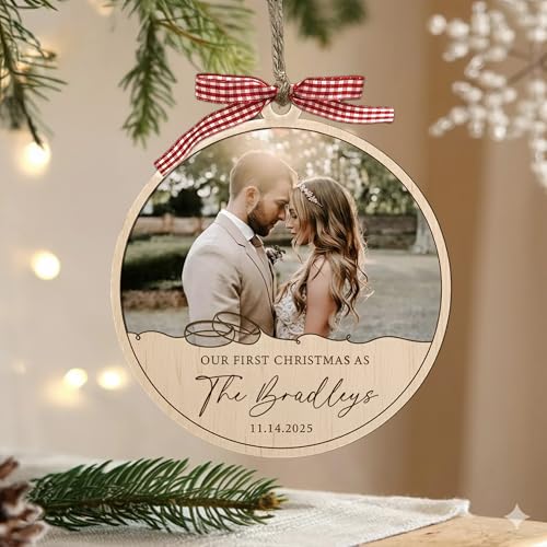 Wooden Christmas Ornament D1650