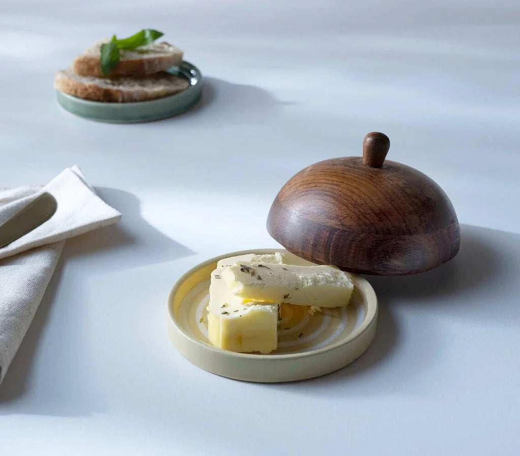Ceramic Butter Dish with Wooden Lid H2619